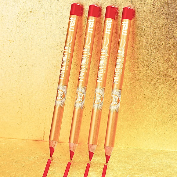 Melt Cosmetics Lip Set Besos Ultra-Matte Lipstick & Corazon Perfectionist Pencil - Picture 6 of 6